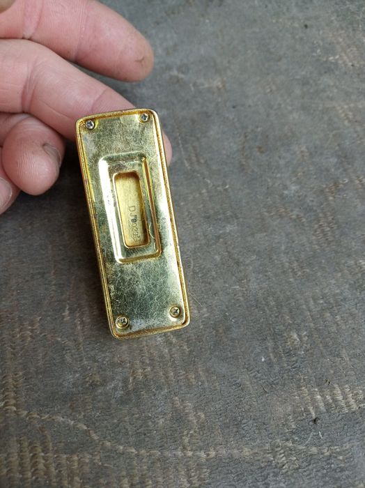 Металический корпус под флешку