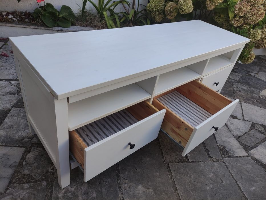 Móvel TV Hemnes (IKEA) 3 gavetas