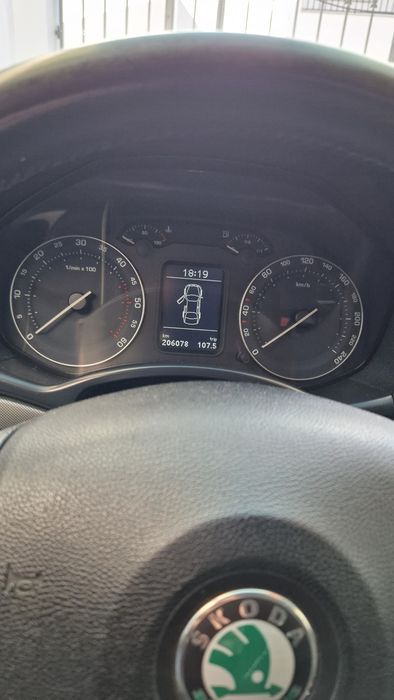 Skoda Octavia Break 2.0 Tdi 140cv (BKD Cabeça C)