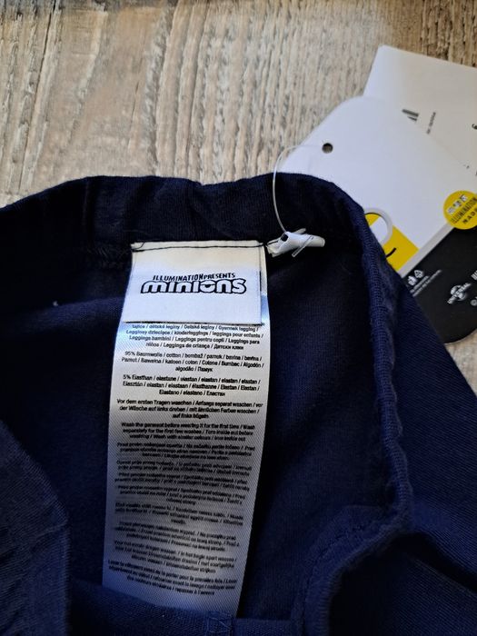 T-shirt +getry/legginsy 3/4 - Minionki - rozm 116