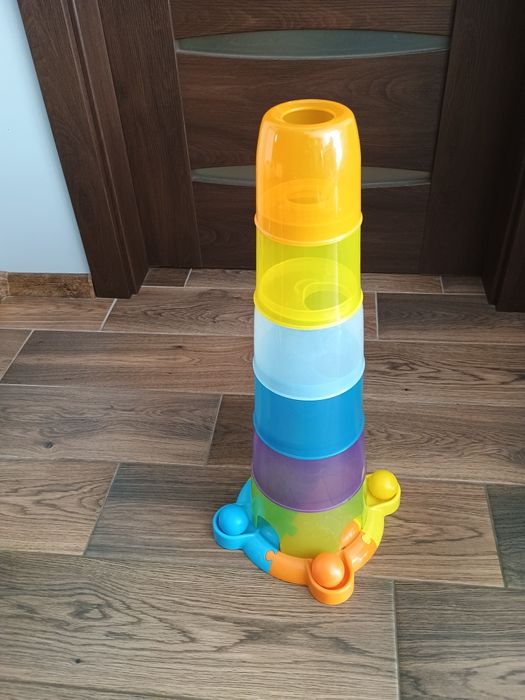 Zestaw zabawek - wieża z kulkami, skoczek oraz klocki Mega Bloks