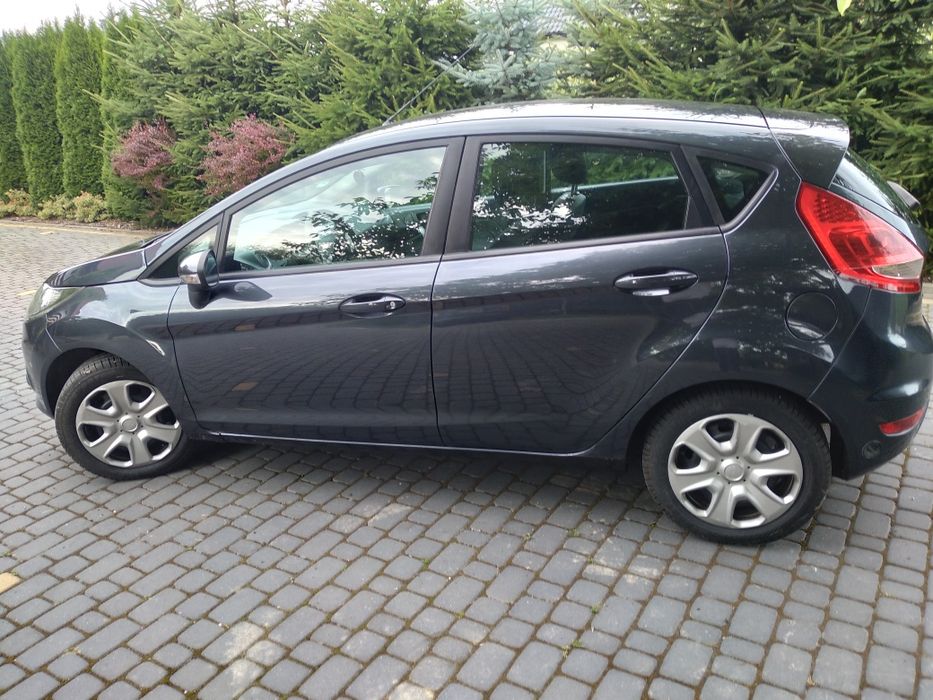 Ford fiesta z gazem 1.25 82km.