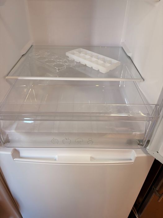 Frigorífico Combinado ST KUNFT KC9113 (Estático - 262 L - 180 cm - Branco)