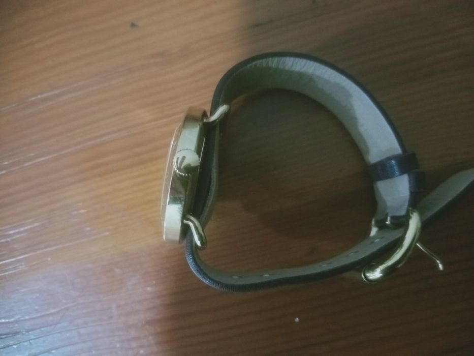 Часи Marc Jacobs