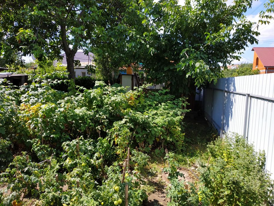 Здається частина дому (район 27 школи)