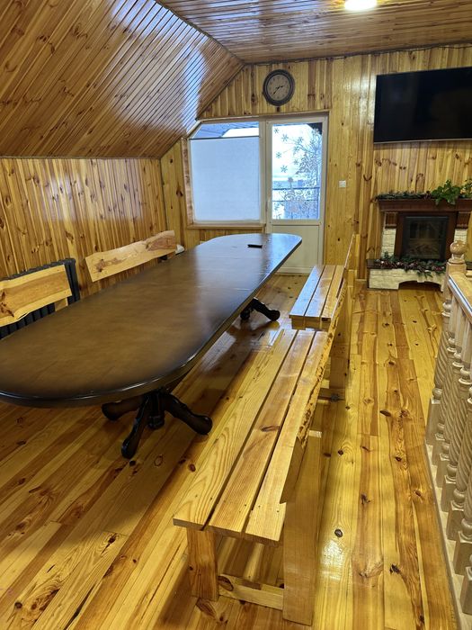 Баня з теплим басейном не подалік кременець. стовпець