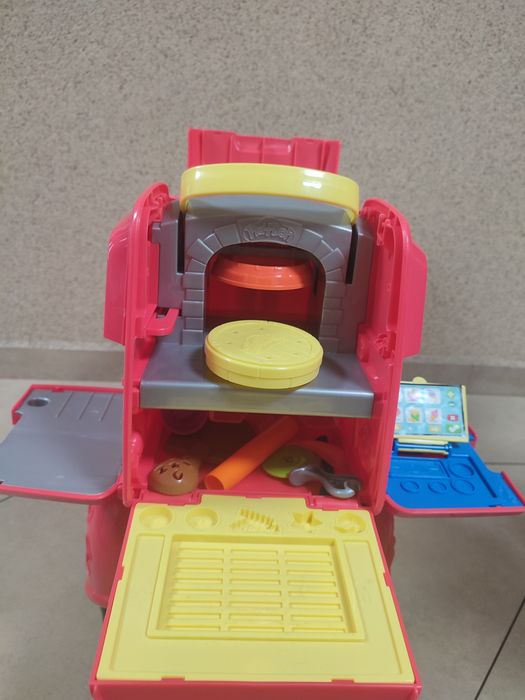 Skuter play doh dostawca pizzy