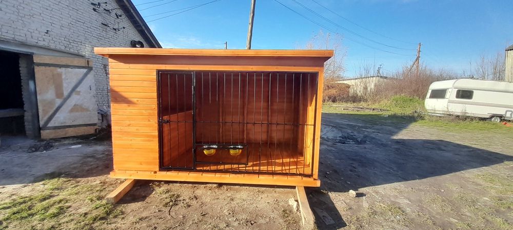 Зручний та теплий вольєр для собаки можна замовити у нас.Ми прий