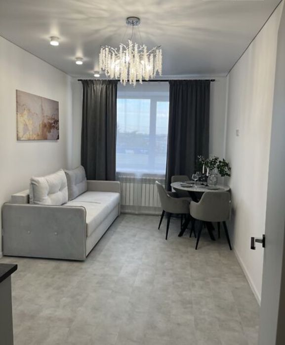 Продаж квартири в новобудові з сучасним ремонтом