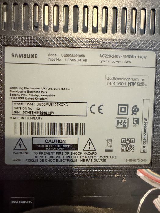TV Samsung  50”  ecra partido ver imagens modelo UE50MU6105KXXC
