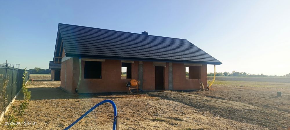 Sprzedam dom w Żłobiźnie 103.51 z budynkiem gospodarczym 14.15m2