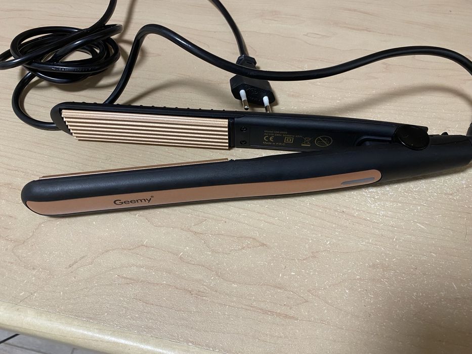 Плойка гофре Geemy