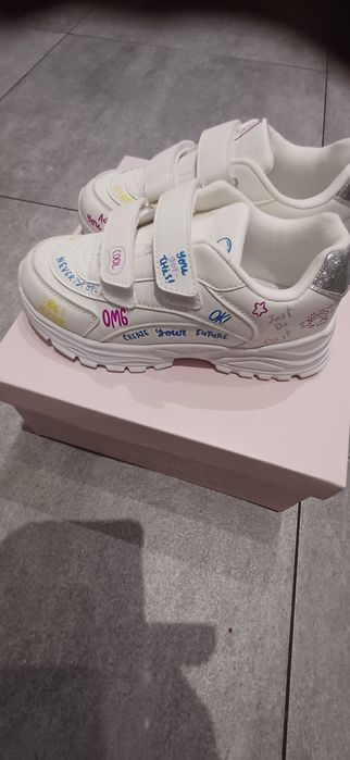 Sprzedam nowe buty Deezee 31