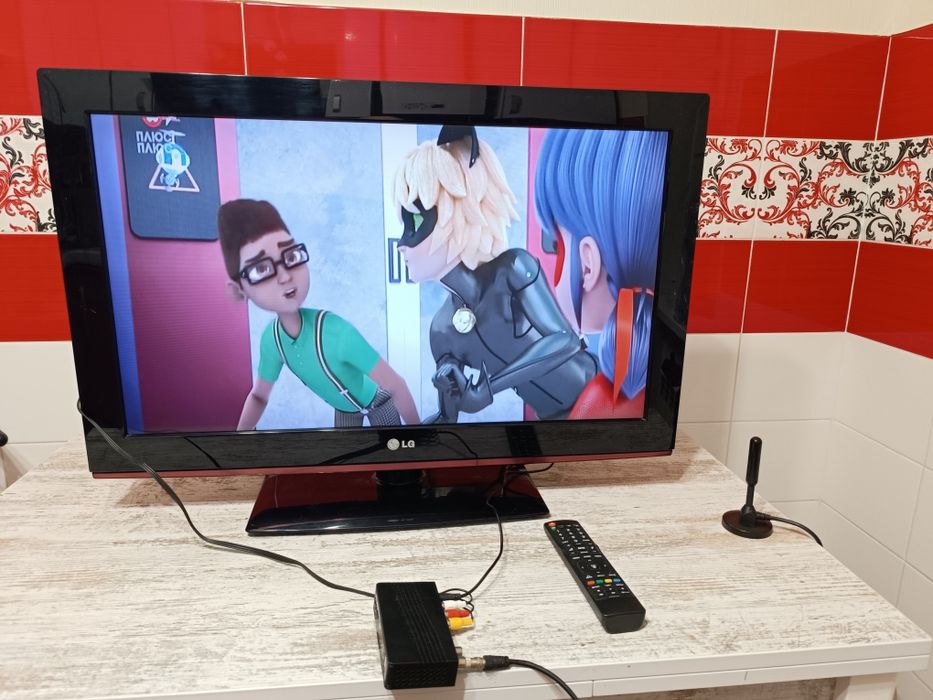 Телевізор LG 32LD340