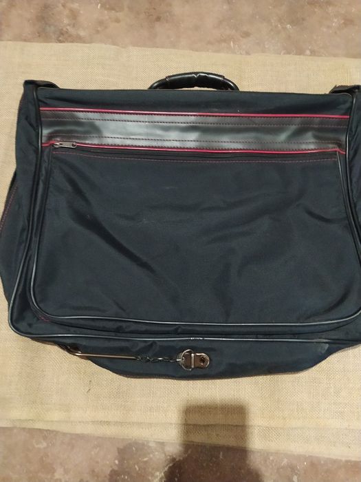 Malas de factos para viagem