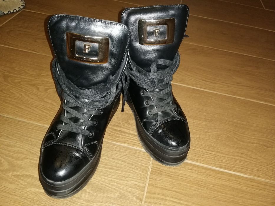 в идеальном состоянии сникерсы