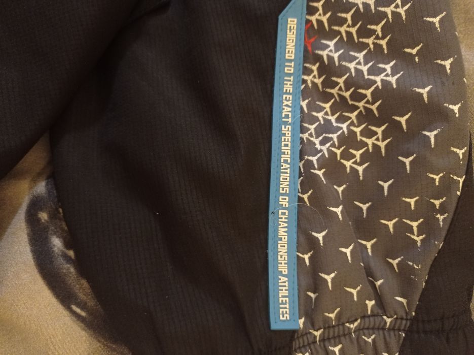 Air Ltd kurtka wiatrówka rozm L