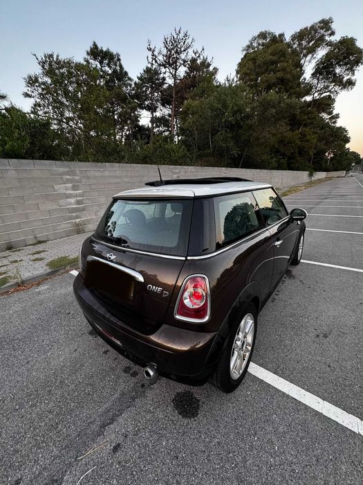 MINI One D 1.6 de Agosto de 2011 ( motor bmw)