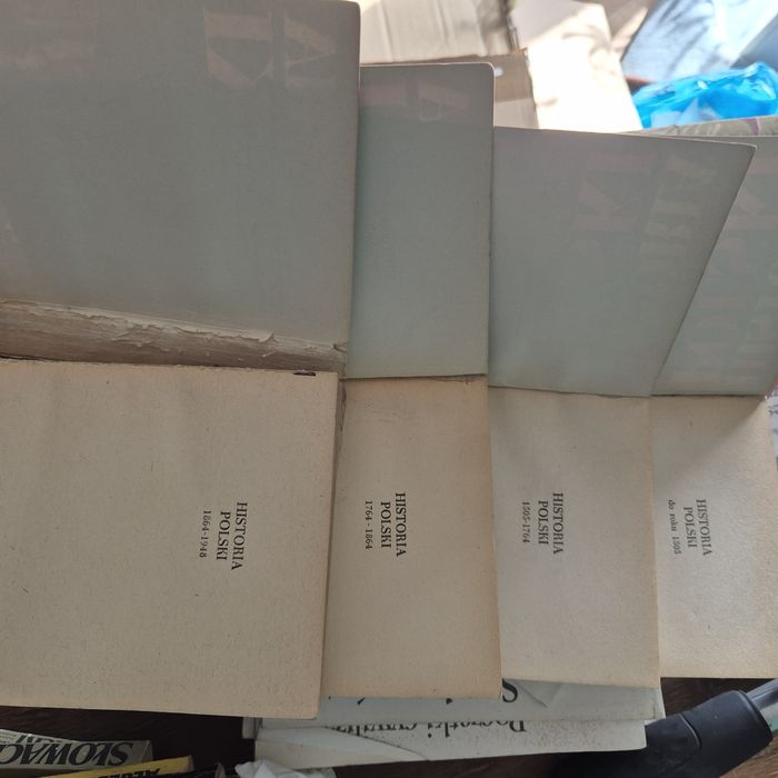 4 tomy Historia Polski  wydania z 1982r