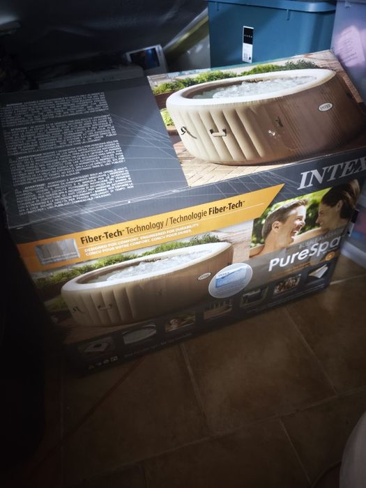 Jacuzzi intex com motor avariado com várias ofertas