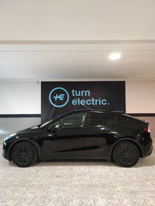 Tesla Model Y Long Range Tração Integral