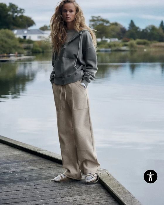 модні брюки із фетра zara  m  хл