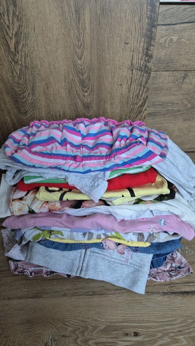 Zestaw letni dla dziewczynki rozmiar 80