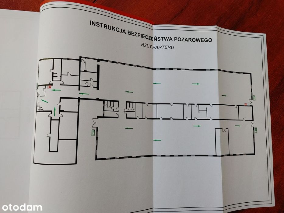 Hale i biurowiec: 3100m2 + 2ha gruntu - do sprzedania