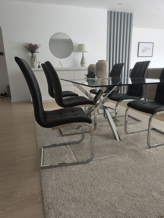 Mesa com 6 cadeiras  de sala
