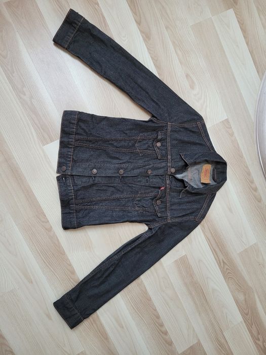 Katana jeansowa Levi's r. S 36 ciemnogranatowa kurtka jeansowa  Levis