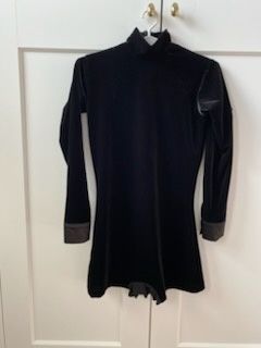 Czarny golf do laciny 158-164