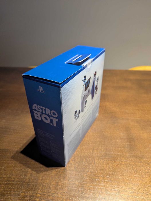 Comando PlayStation 5 Edição Astro Bot - Novo