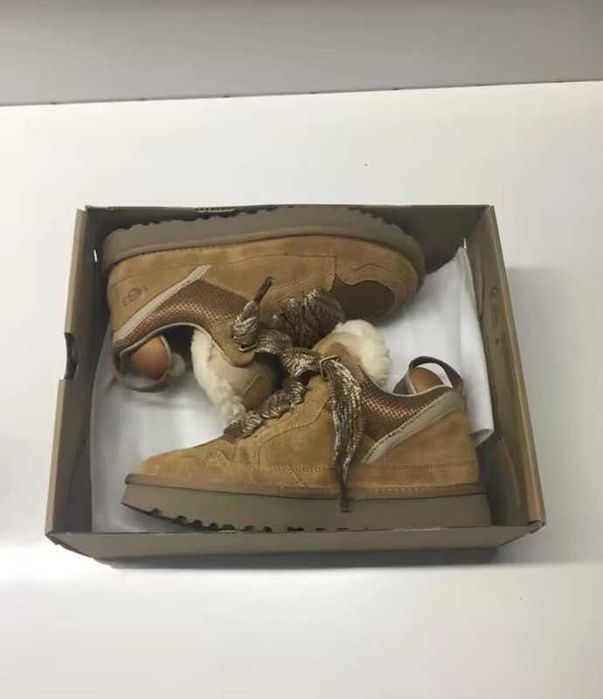 UGG Lowmel Chestnut r.39