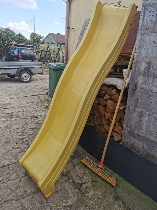 Zjeżdżalnia ślizg