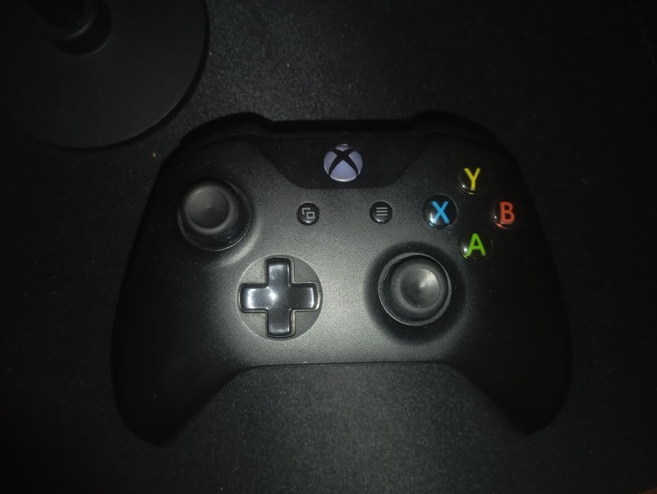 Vendo Xbox one 781gb