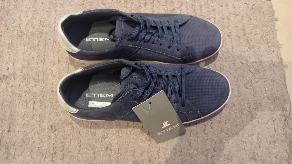 Tênis para homem da Etiem