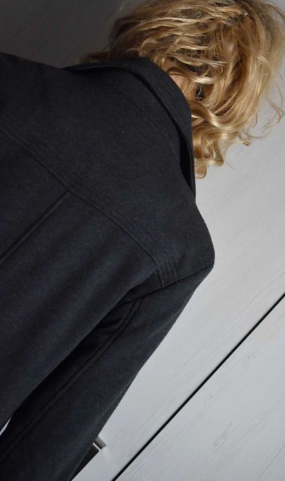 Płaszcz trencz S 36 M przejściowy ocieplany krótki bosmanka bawełniany