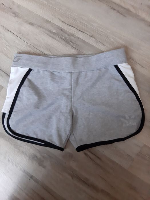 Spodenki damskie adidas l