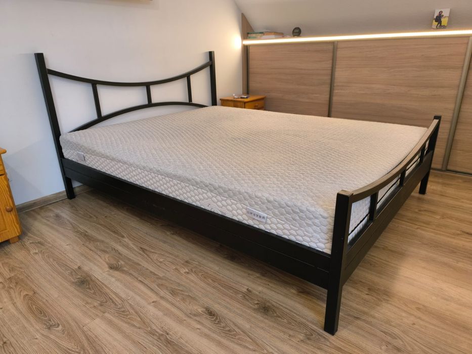 Łóżko metalowe 160x200 z materacem czarne