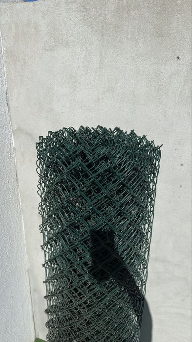 Rolo rede 50x50 com 1,50cm altura com cerca de 20metros.