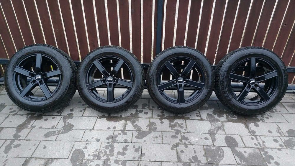 Felgi 18" 5x108 Czarny Mat - Volvo, Ford