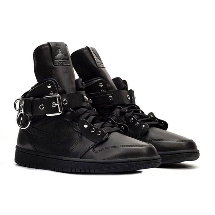 Air Jordan 1 Retro Strap High X Comme Des Garcons
