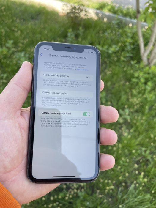 iPhone 11 neverlock акб 86%
