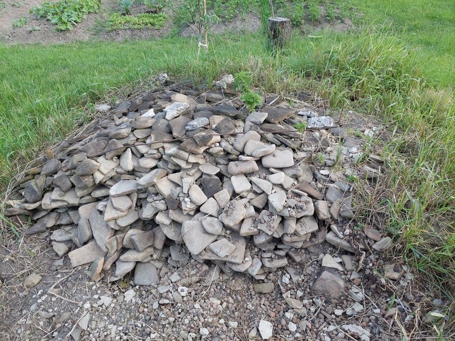 камінь річковий природній