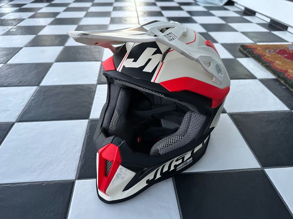 Мотошолом Just1 J18 + окуляри 100% racecraft