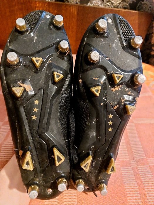 Бутси Pantofola  d'Oro розмір 40 ,устілка 25.5