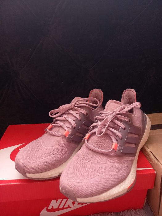 Жіночі/чоловічі Adidas Ultraboost 22 оригінал розмір 38