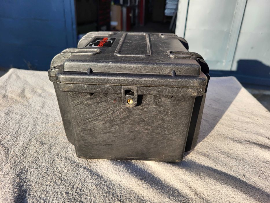 Explorer case 2214 (22x16x14,5cm) - IP67 - STANAG 4280 // FAKTURA 23%