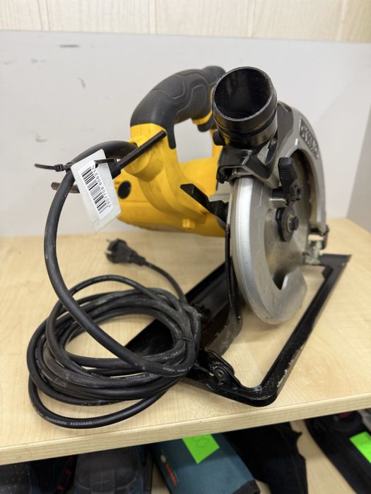 Dewalt DWE5615 piła tarczowa zaglebiarka  na kabel uzywana sprawna