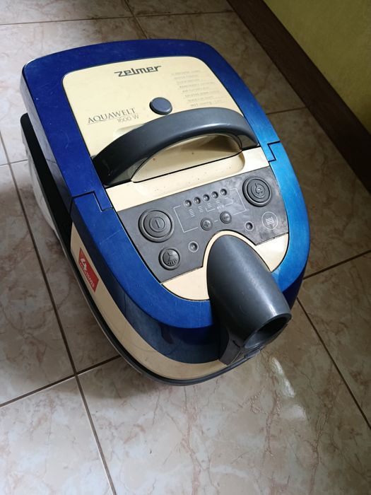 Пылесос с Аква фильтром Zelmer